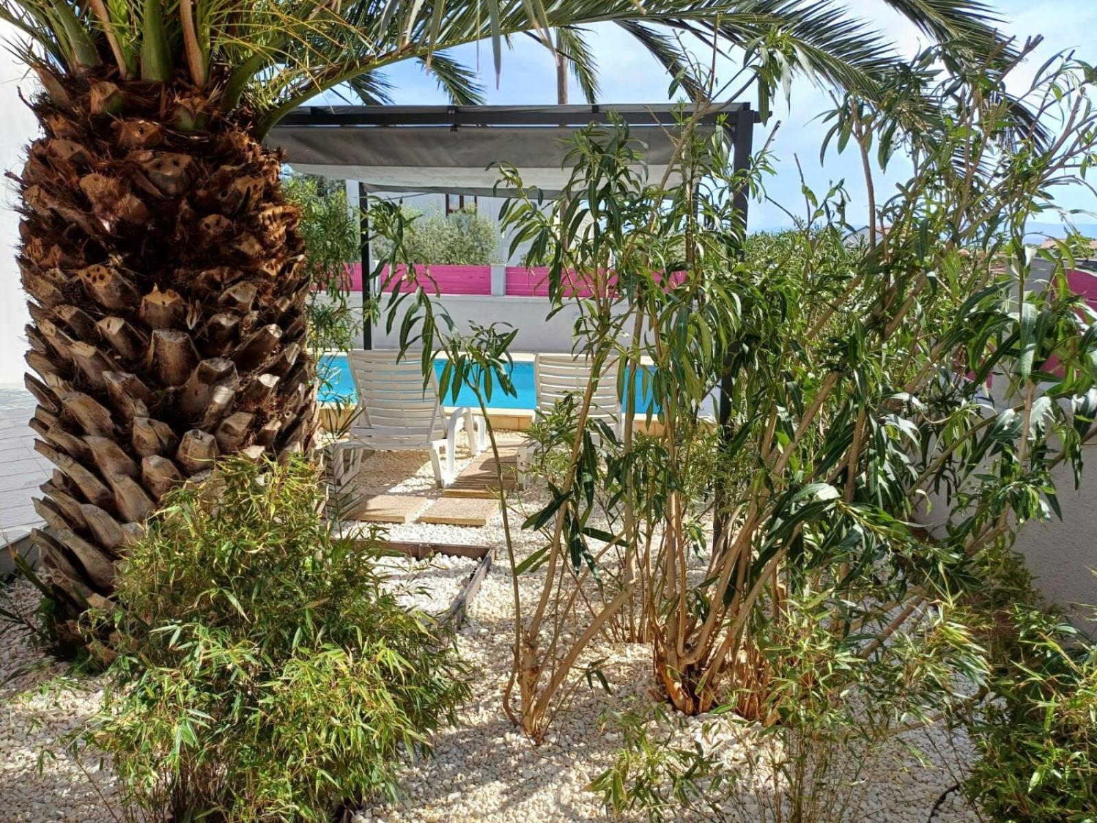 Helles Doppelzimmer Mit Bad, Terrasse Und Pool, Seperater Eingang, Liznjan, Istrien Ližnjan Exterior foto